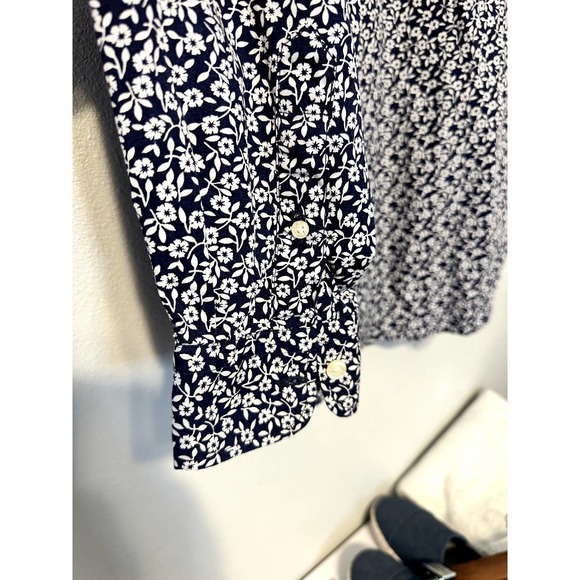 Lyle & Scott 100% Combed Cotton long sleeve button down navy Blue flowers size M - Picture 7 of 8